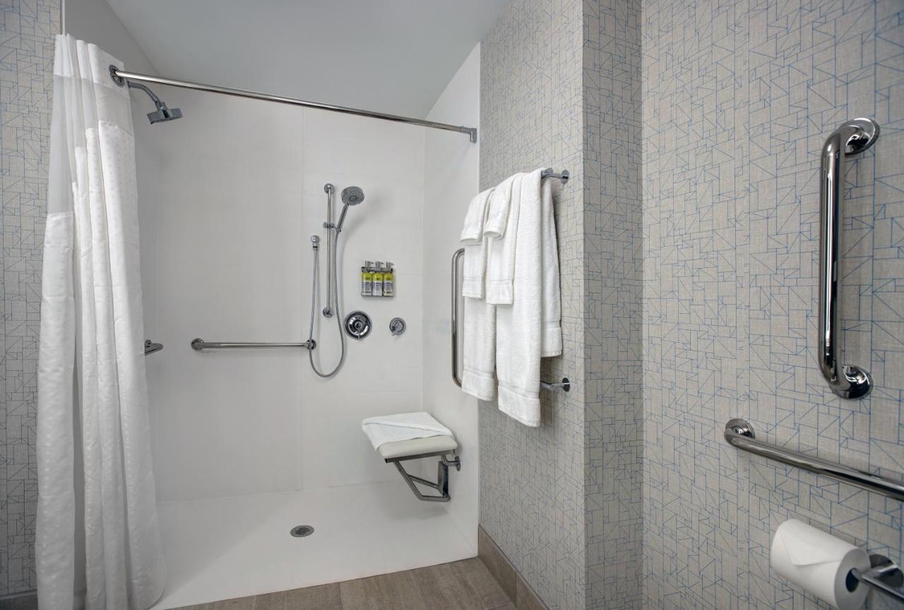 Holiday Inn Express - Milwaukee Downtown By Ihg Exterior foto